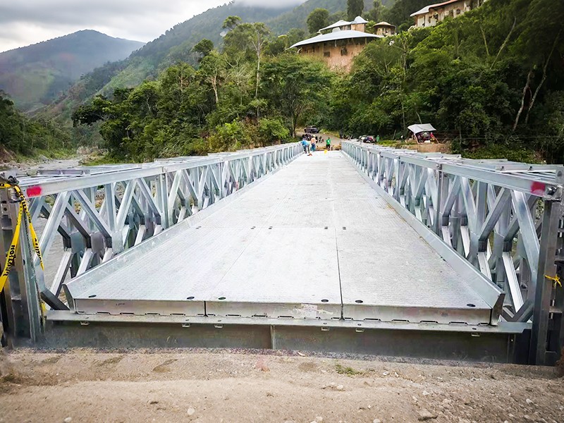 CB 100 Bailey Bridge Dobbeltrækket enkeltlags brugerdefineret galvaniseret Bailey Bridge