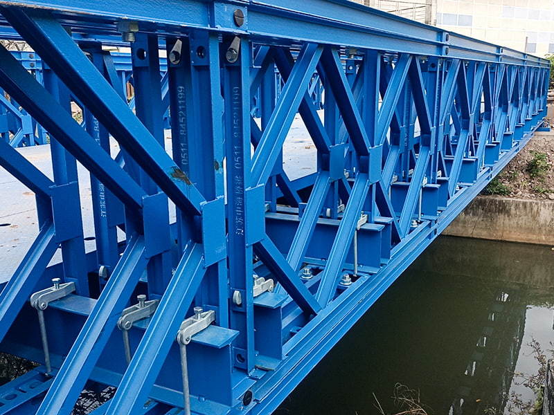 CB 100 Bailey Bridge Triple-Row Enkeltlags forstærket malet Bailey Bridge